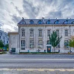 Le Centre Ville 1, Logement Decore Avec Gout Et Moderne Dans L\'Hypercentre De Grenoble Boulevard Agutte Sembat, Entierement Equipe Et Amenage Pour Accueillir Confortablement 4 Personnes