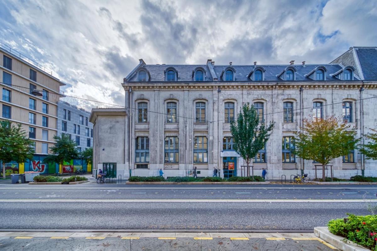 Apartment Le Centre 1, Logement Decore Avec Gout Et Moderne Dans L'hypercentre De Boulevard Agutte Sembat, Entierement Equipe Et Amenage Pour Accueillir Confortablement 4 Personnes Grenoble